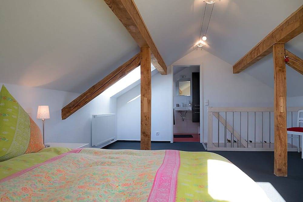 Ganze Wohnung, Moderne, lichtdurchflutete Komfort-Ferienwohnung nahe Freiburg in Teningen, Südschwarzwald