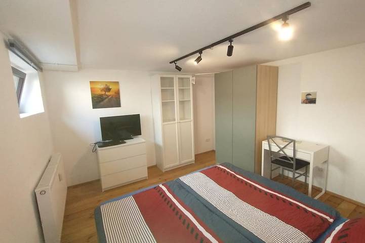Ganze Wohnung, Schicke hundefreundliche Wohnung in Alsheim, Landkreis Alzey-Worms