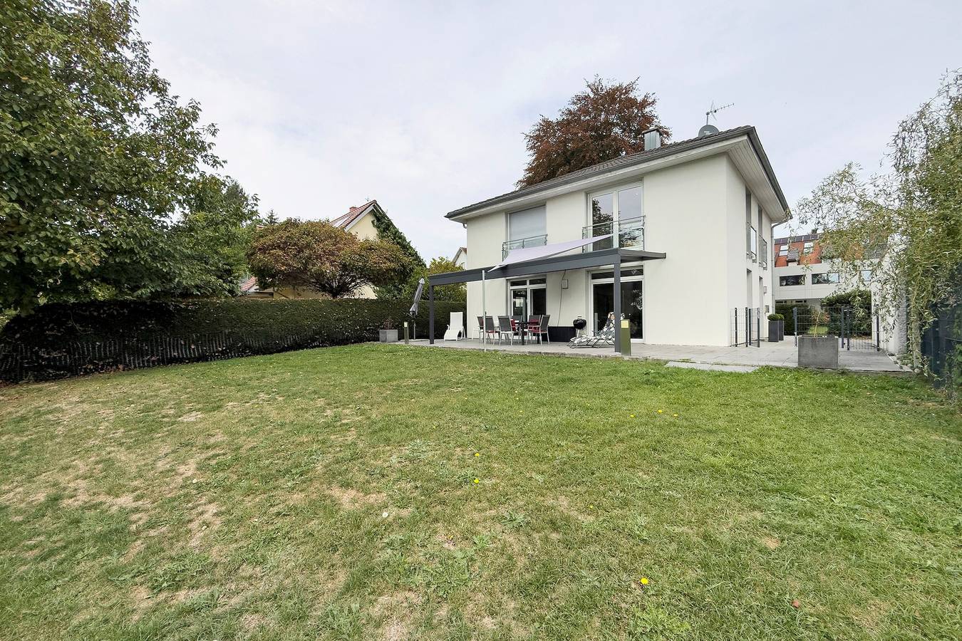 Ferienvilla Exklusiv! mit Bergblick, privater Terrasse und WLAN in Deggenhausertal, Region Bodensee-Oberschwaben
