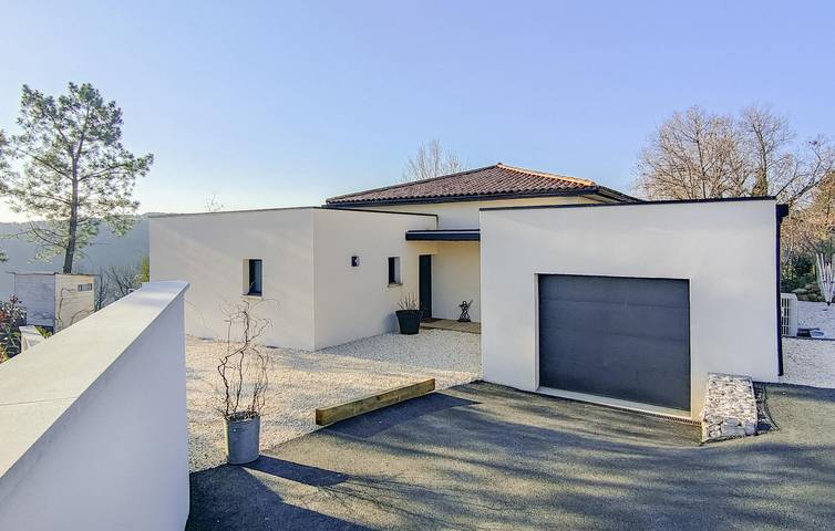 Location de vacances pour 8 personnes à Mercuer