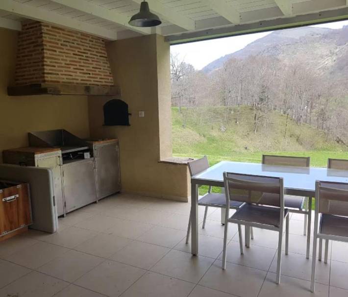 Location de vacances pour 10 personnes, avec jardin et balcon à Estaing - 4