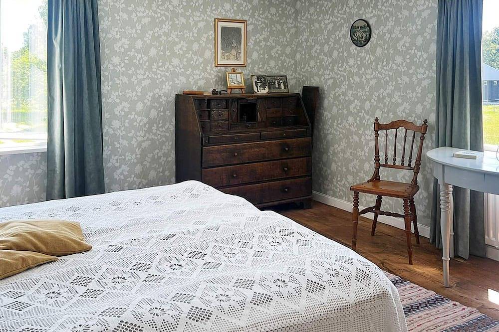 5 star holiday home in Urshult in Dunshult, Åsnen