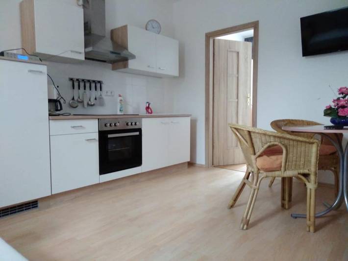 Ferienwohnung für 4 Personen, mit Terrasse und Garten in Neuzelle - 2