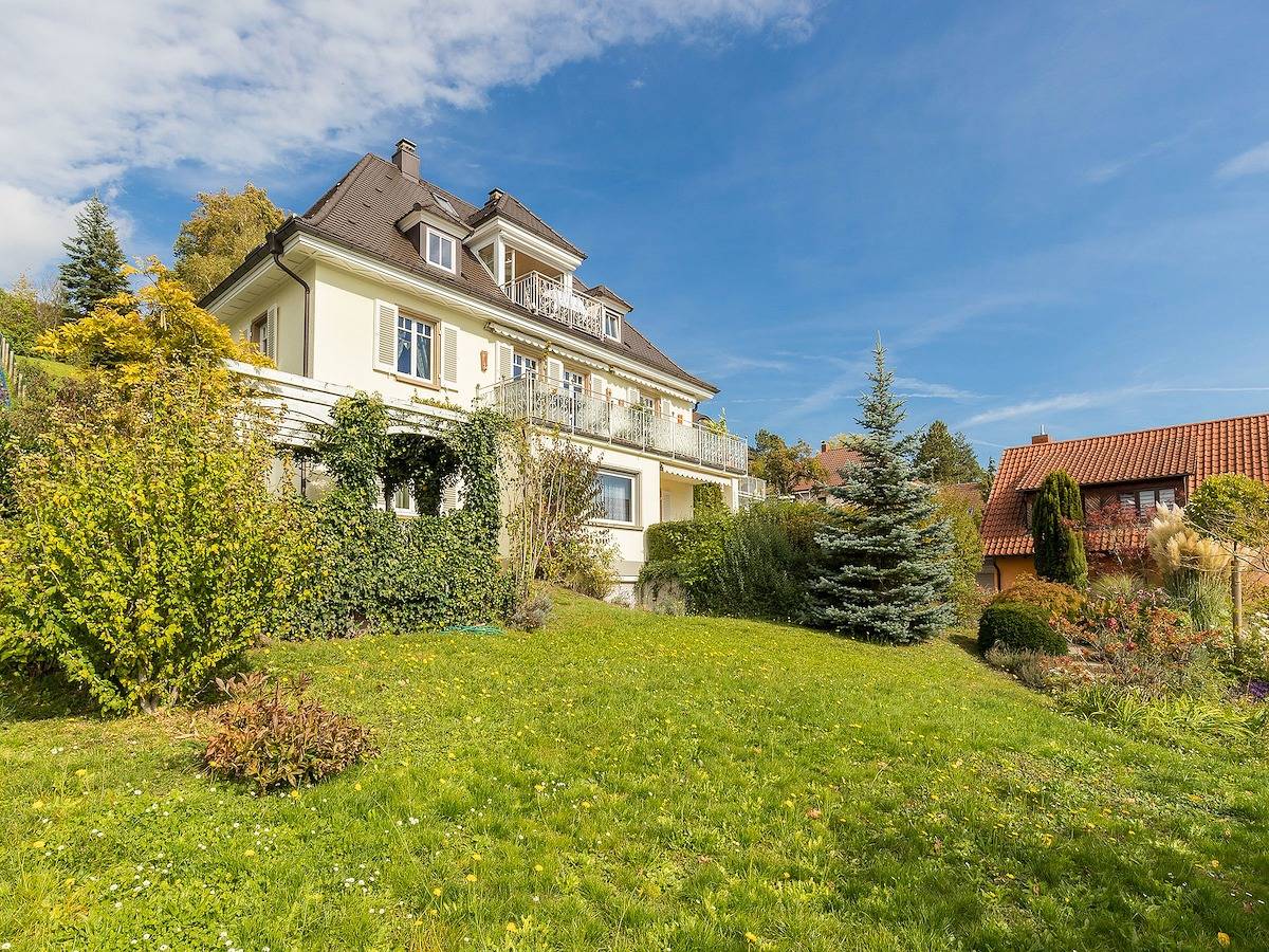 Ganze Ferienwohnung, Ferienwohnung für 5 Personen mit Balkon/Terrasse in Allensbach, Untersee