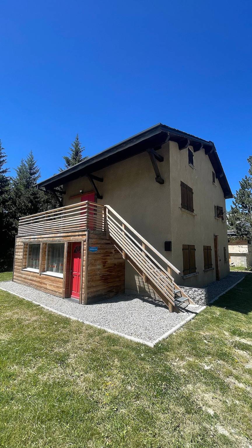 Chalet Rec Fred : maison de vacances avec jardin privé et balcon in Matemale, Parc naturel régional des Pyrénées catalanes