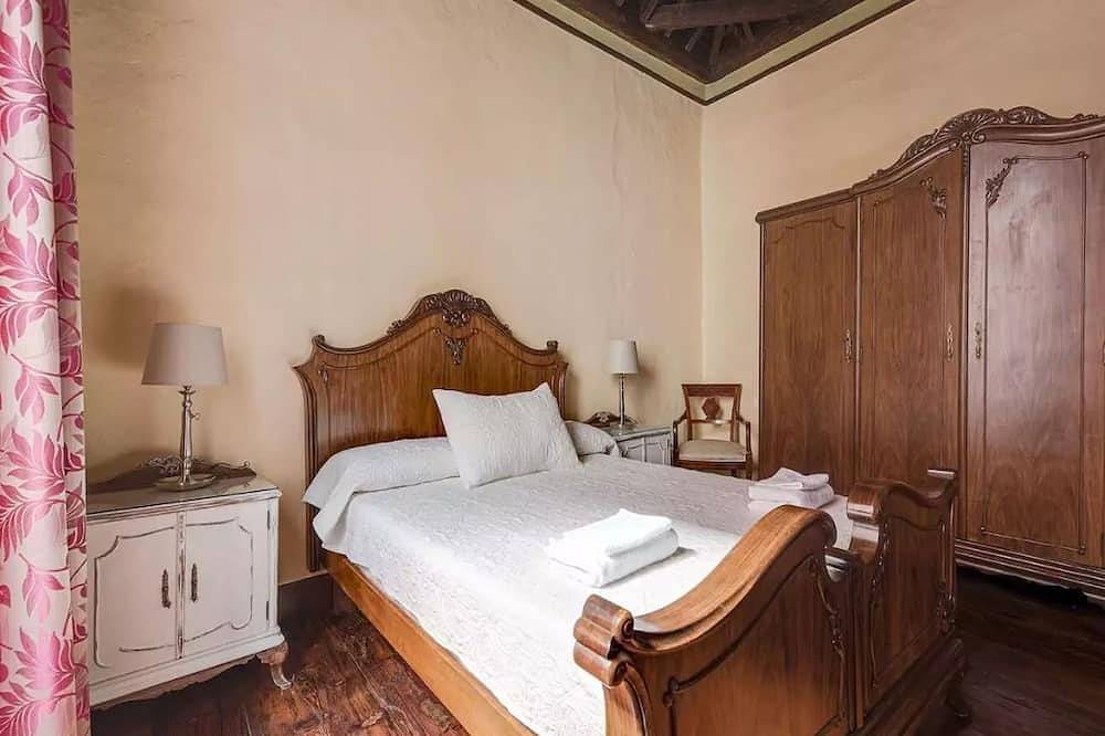 Penthouse in La Laguna near Cathedral in San Cristóbal de La Laguna, North Tenerife