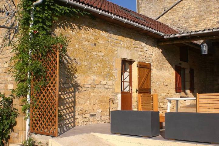 Location de vacances pour 4 personnes, avec Terrasse et Jardin à Bulson