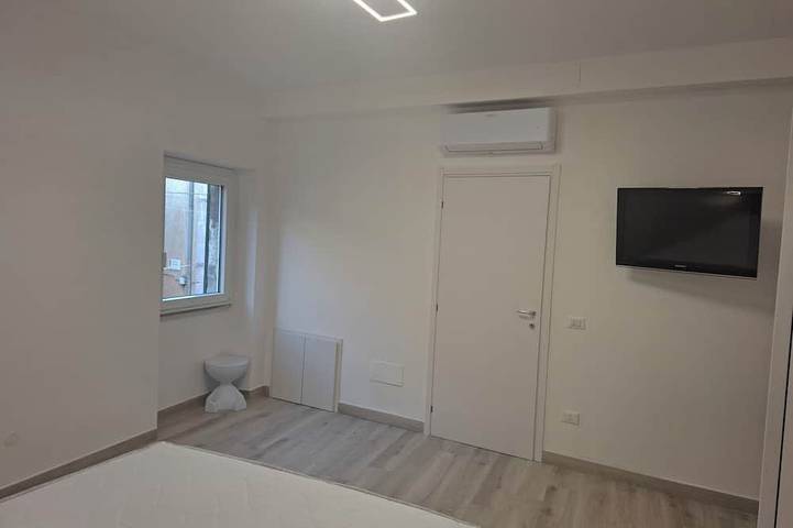 Ganze Wohnung, The Little White House: Your elegant suite in the heart of downtown Tuscania in Tuscania, Viterbo Provinz