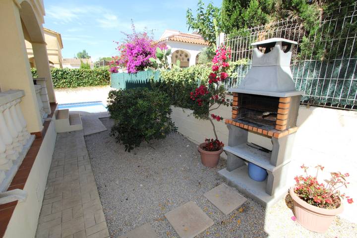 Chalet para 6 personas, con vistas además de jardín y balcón en Delta del Ebro - 2