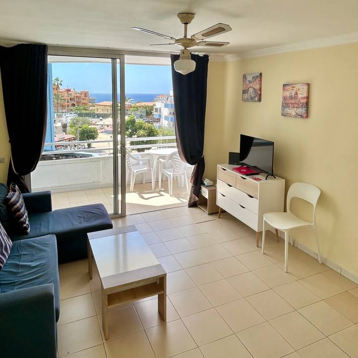 Vacation Home '1 Bedroom Apartment Green Park K001' with Shared Pool and Balcony in Las Adelfas, San Miguel de Abona