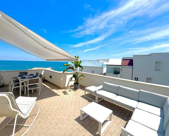 Appartamento per 5 persone, con Balcone e Terrazza nonché Panorama a Fossacesia Marina