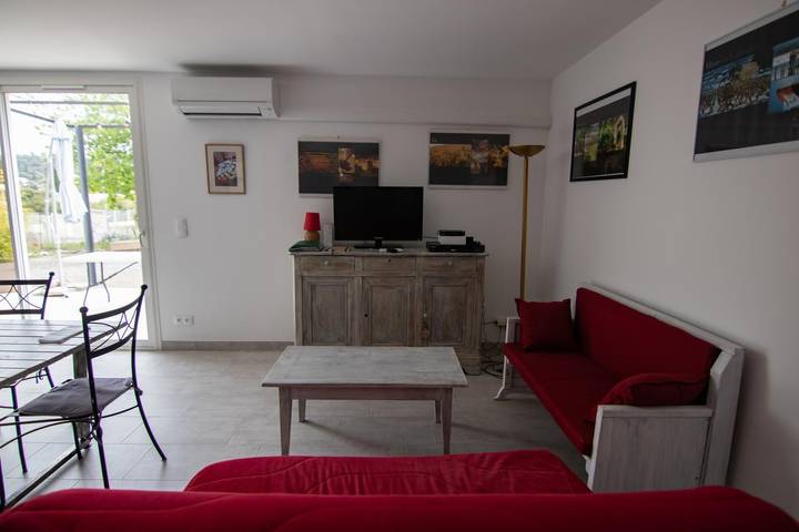 Gîte pour 6 personnes, avec terrasse à Roquefort-des-Corbières - 3