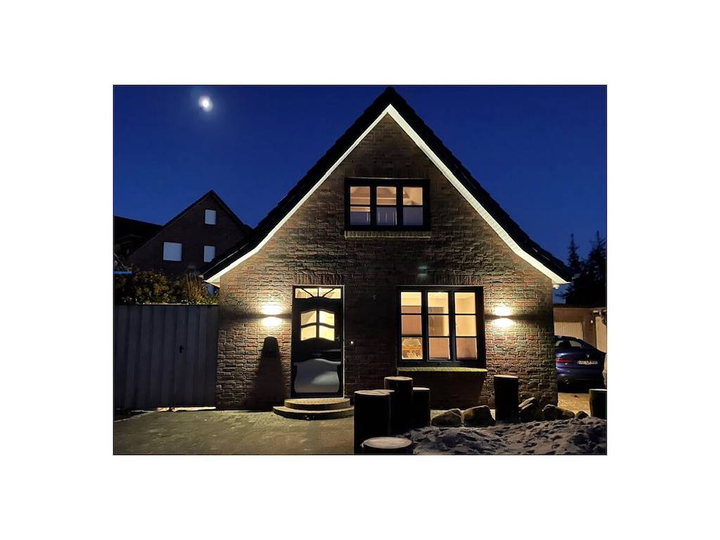 Ferienhaus in Büsum mit Schwimmbecken in Büsum, Dithmarschen