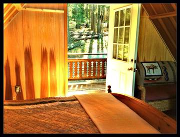 Log Cabin for 4 People in Cascade Range, Washington, Photo 2