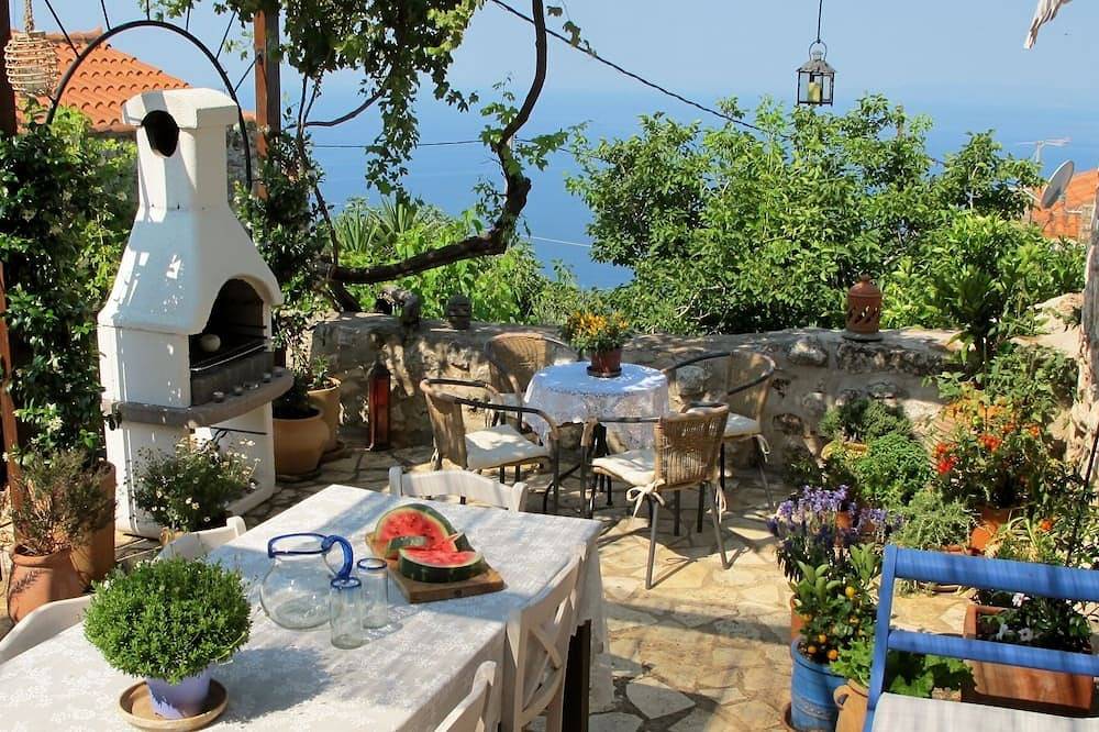 Cottage for 4 People in Messenian Gulf, Peloponnese region
