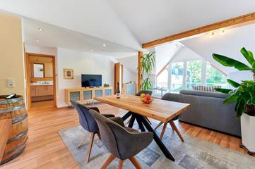 Gîte pour 2 personnes, avec jardin et vue dans Oberemmel