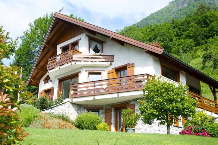 Chambre d’hôte pour 4 personnes, avec Terrasse ainsi que Jardin et Vue dans Randens