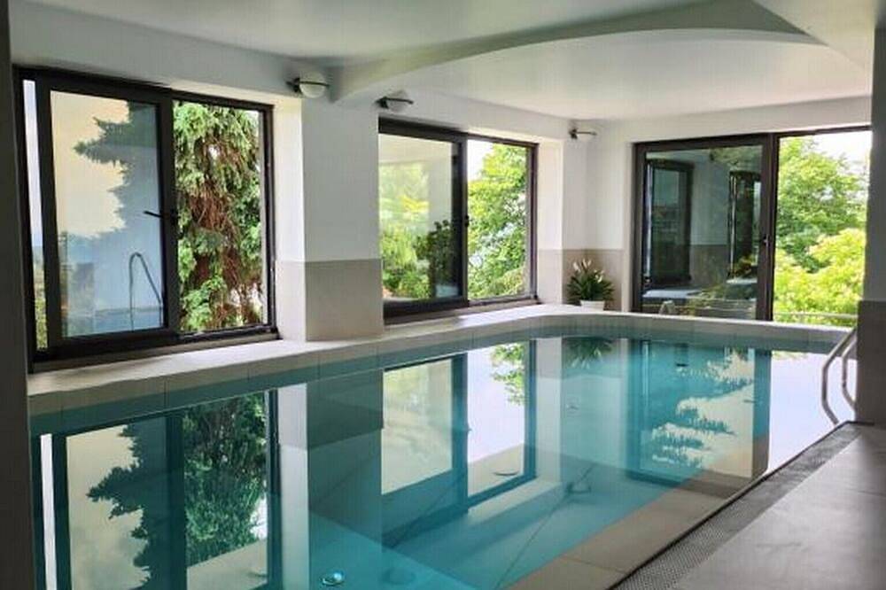 Villa Wolkenhawk - Fünf Schlafzimmer Villa mit Hallenbad in Zagreb, Zagreb und Umgebung