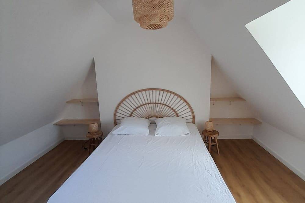 Small semi-detached house 5 minutes from Wissant beach. in Audembert, Boulogne-sur-Mer region