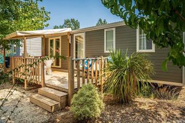 Camping pour 6 personnes, avec piscine et bassin pour enfant à Sérignan