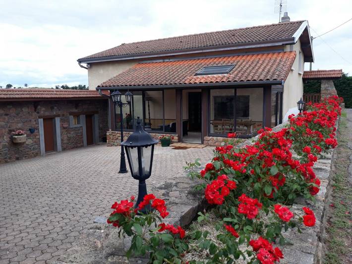 Gîte pour 6 personnes, avec Terrasse et Jardin