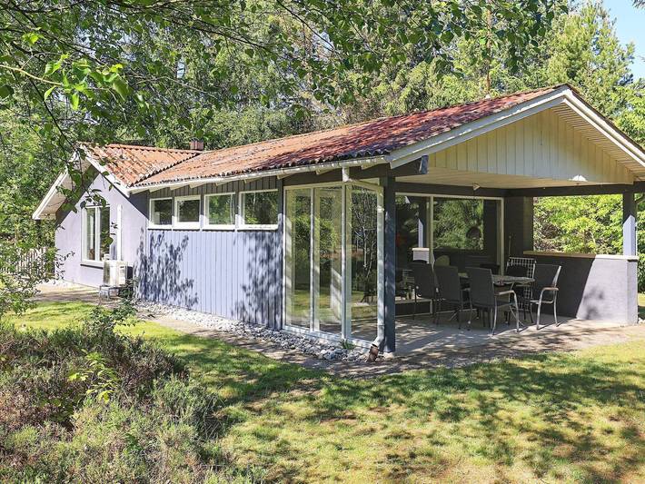 Ferieudlejning for 6 personer, med Jacuzzi og Terrasse i Virksund