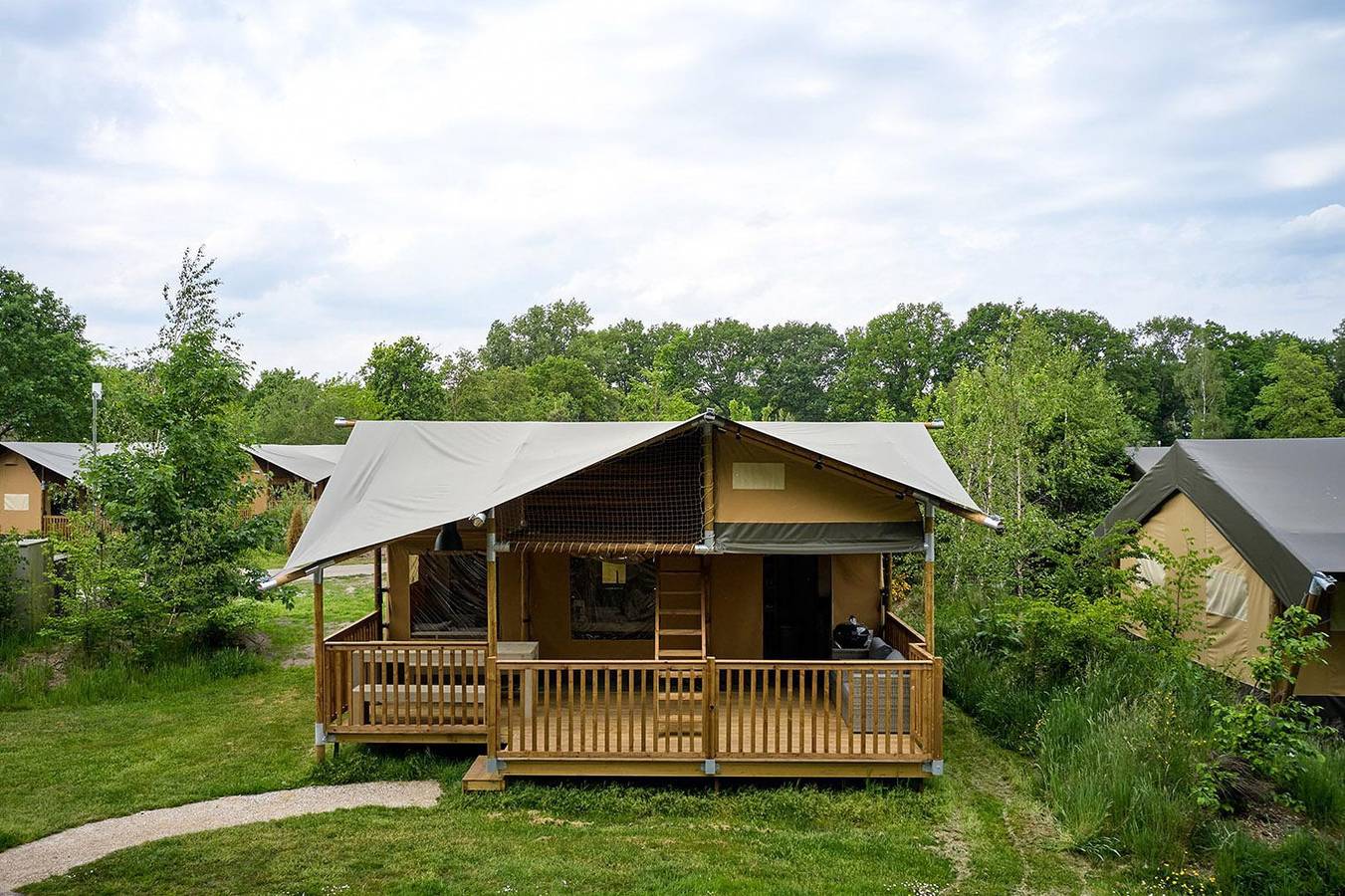 Vakantiepark Sallandshoeve — Ferienpark Sallandshoeve | Villatent Ranger | 6 pers. in Sallandse Heuvelrug