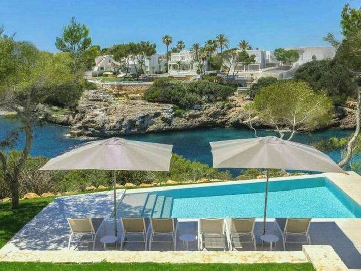 Villa für 6 Personen, mit Balkon und Garten