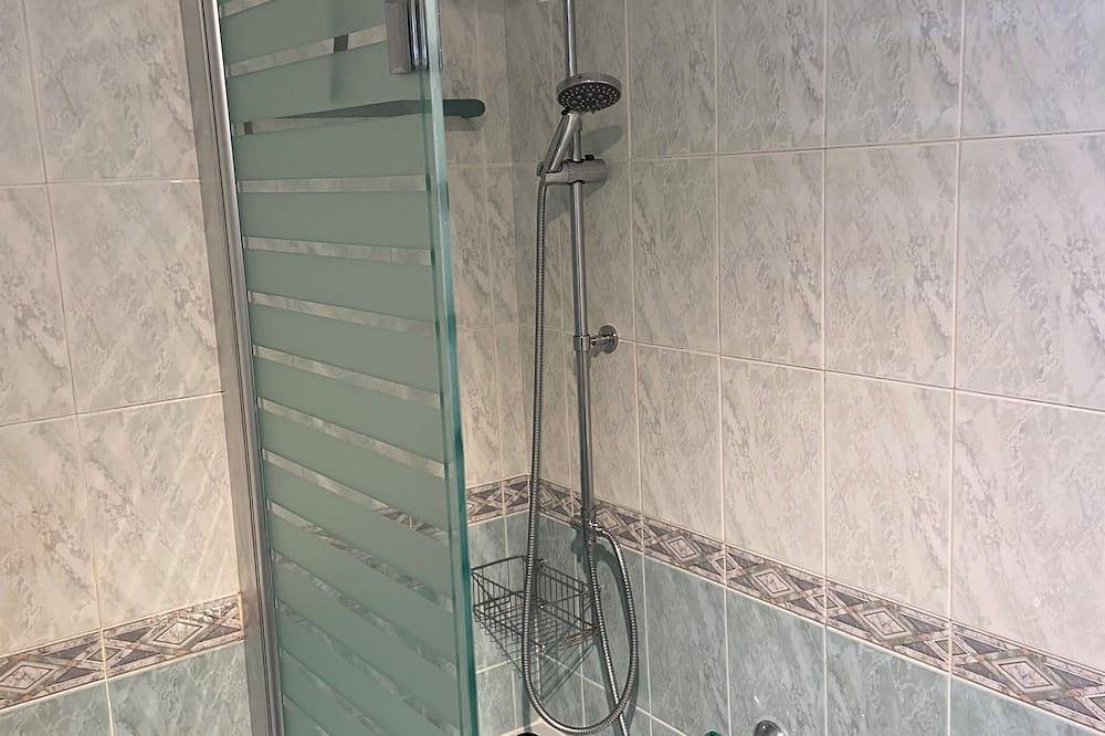 Geheel appartement, Cozy Appartement Tavernes de la Valldigna 4p in Ieper, West-Vlaanderen