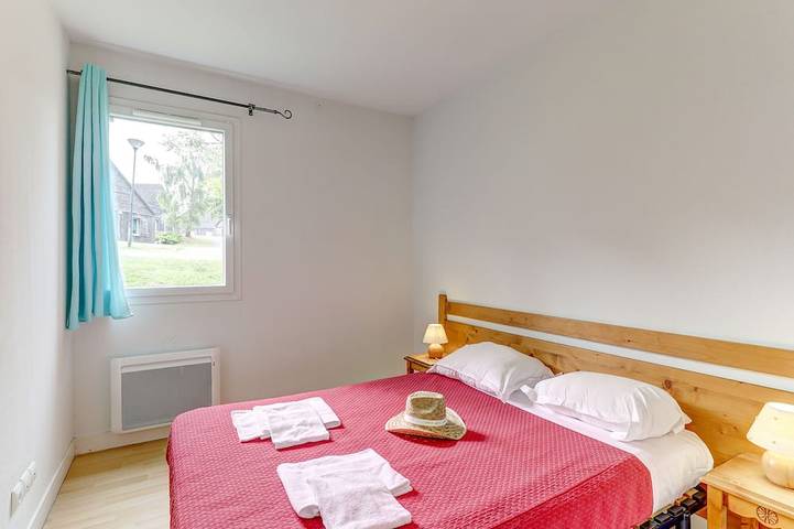 Location de vacances pour 6 personnes, avec Balcon ainsi que Jardin et Piscine à Égletons - 2