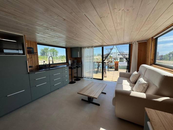 Bateau pour 4 personnes, avec terrasse ainsi que vue et vue sur le lac, animaux acceptés dans Franquevaux - 4