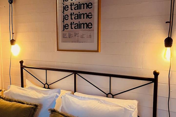 Gîte pour 8 personnes, avec jardin, animaux acceptés à Bussière-Badil - 2