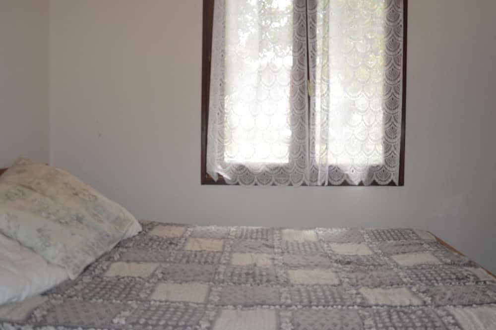 Preciosa casa de 2 dormitorios en. in Fontvieille, Region de Arles