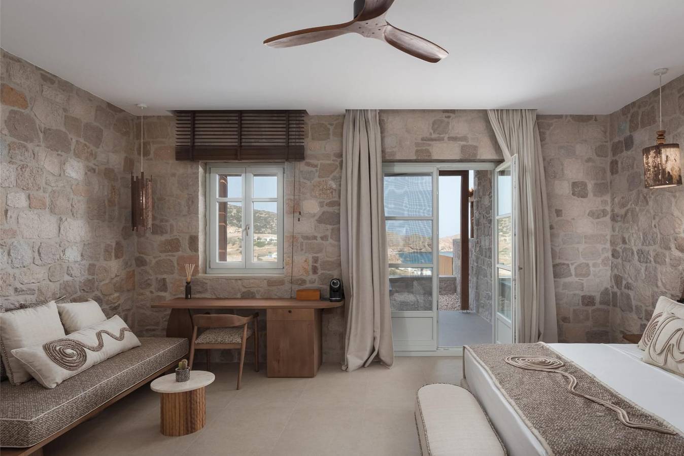 Endearing Milos Suite | Thea Mare Suite | 1 Bedroom | Breathtaking Sea Views in Milos