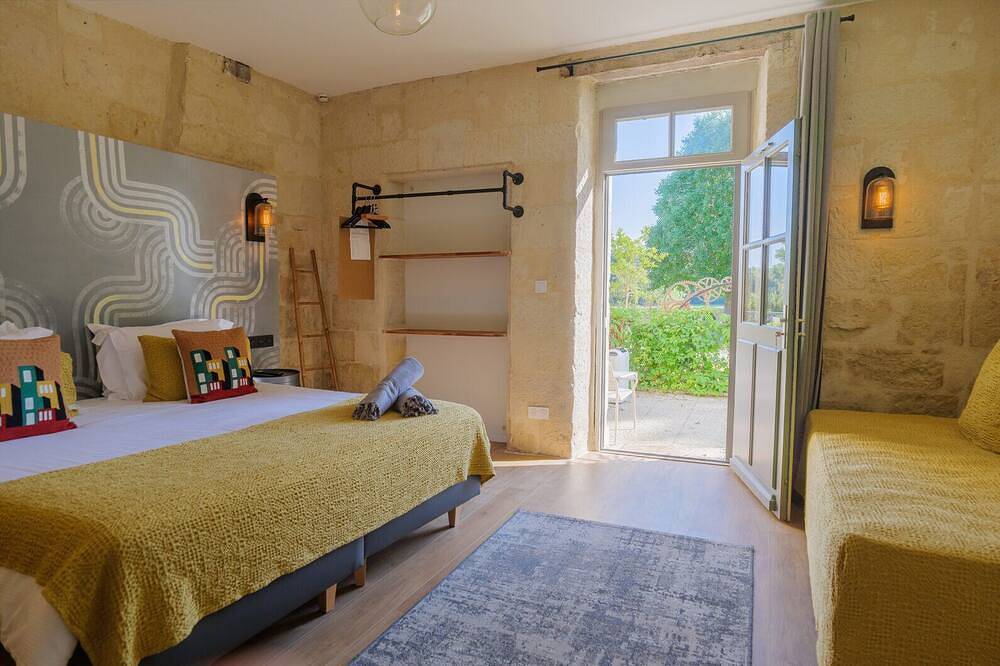 Suite Triple Rez de chaussée in Candes-Saint-Martin, Vallée de la Loire