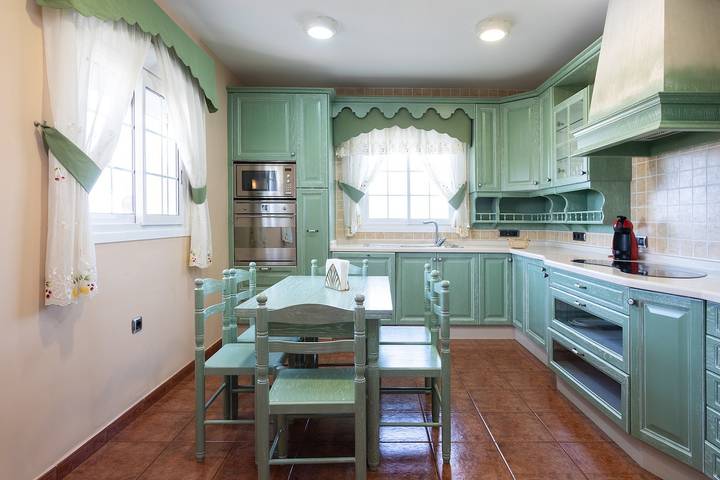 Villa für 6 Personen, mit Terrasse und Garten sowie Pool auf Teneriffa Nord - 3