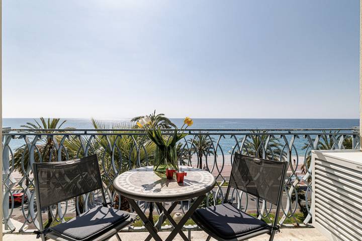 Studio pour 2 personnes, avec Balcon à Nice