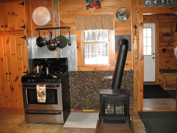 Vacation Home for 6 Guests in Pittsburg (NH), New Hampshire, Picture 3