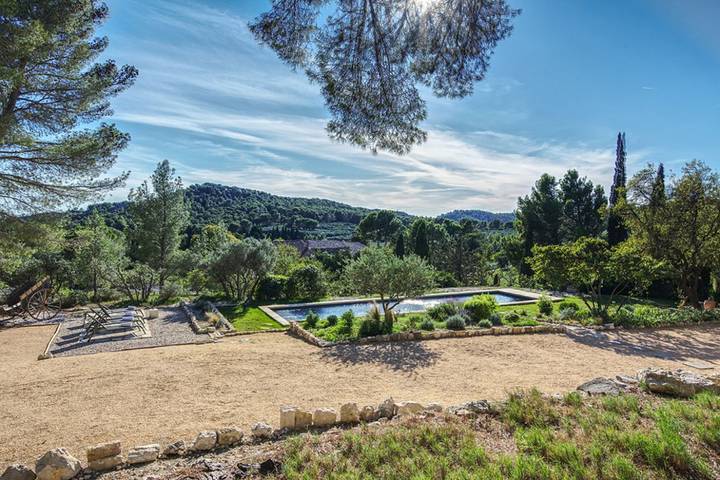Location de vacances pour 10 personnes, avec jardin et terrasse à Les Baux-de-Provence - 2