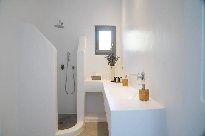 Chambre d’hôte pour 2 personnes, avec Terrasse et Jardin ainsi que Piscine et Vue dans Mykonos - 3