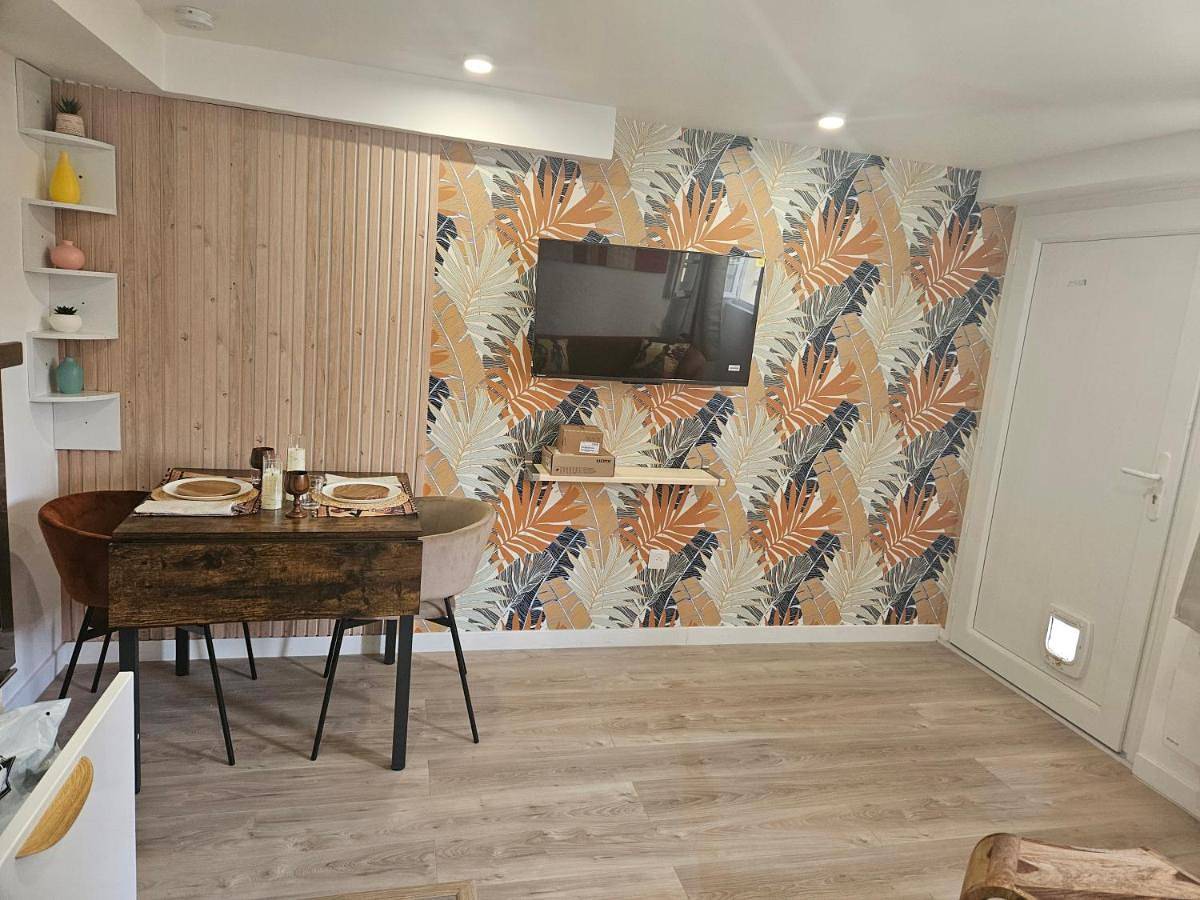 Appartement entier, One-Bedroom Apartment in Morangis, Essonne