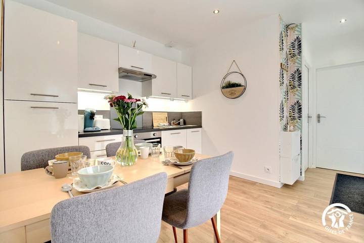 Gîte pour 4 personnes, avec Terrasse et Jardin à Séné - 2
