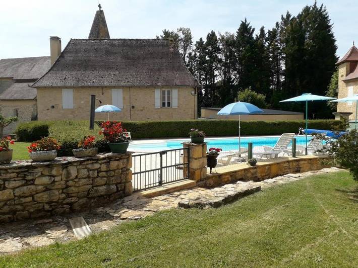 Location de vacances pour 6 personnes, avec piscine ainsi que jardin et terrasse à Saint-Vincent-le-Paluel - 3