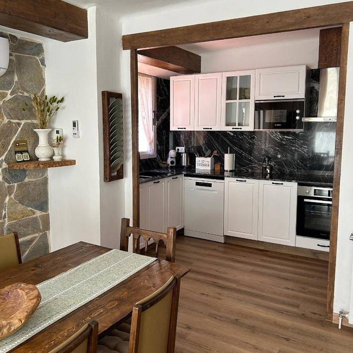 Gîte pour 10 personnes, avec terrasse dans Terra Alta - 4