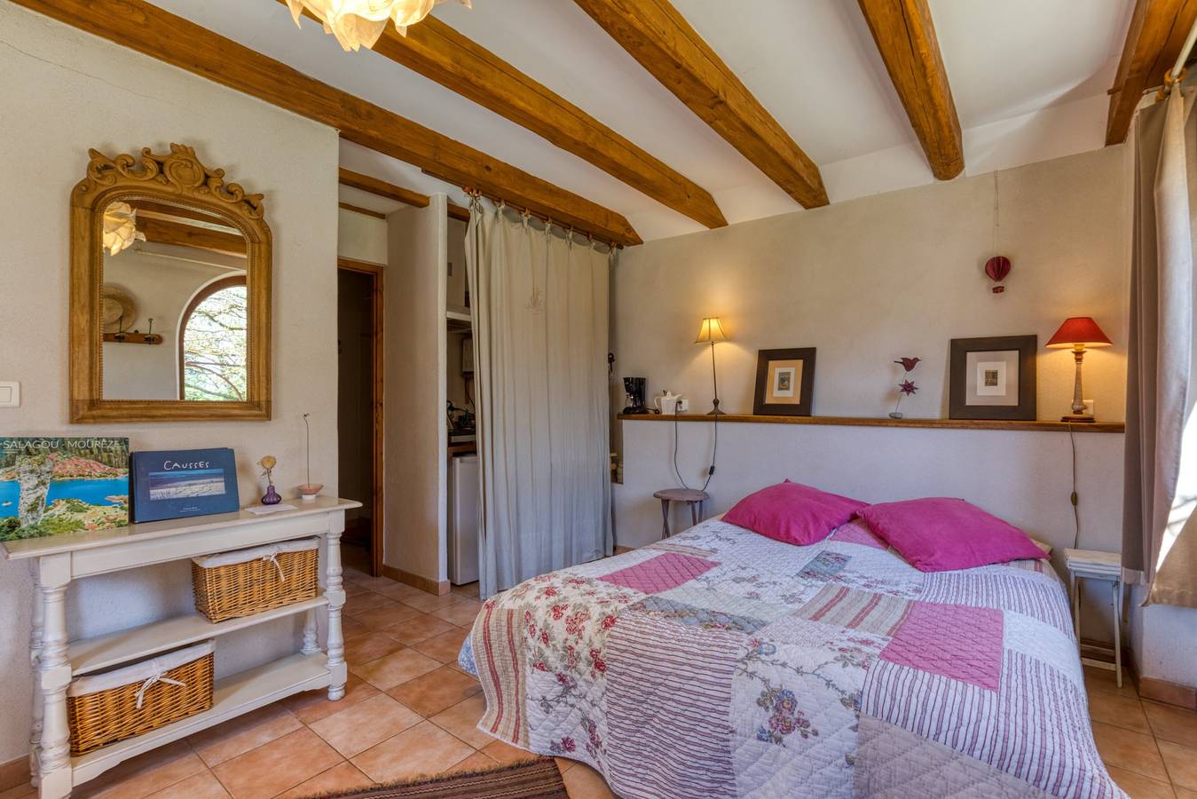 Gîtes du Bout du Monde: bergzicht en privéterras, foto 10