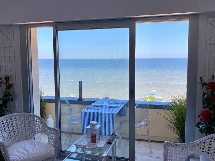 Gîte pour 4 personnes, avec balcon et vue dans Grand Casino de Cabourg - 2