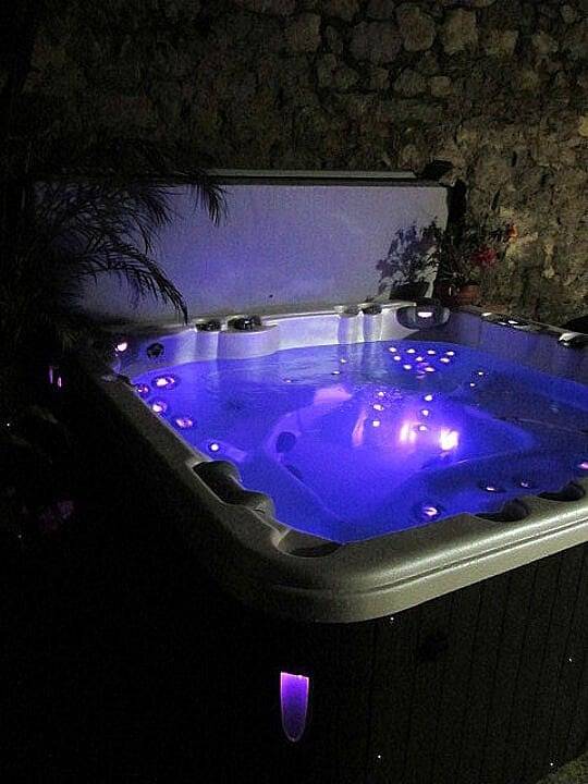 Chambre d’hôte pour 4 personnes, avec jacuzzi et jardin à Marseille - 2