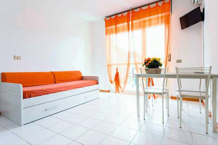 Appartamento intero, Residence Italia - Luni Mare 2p2p in Luni Mare, Luni