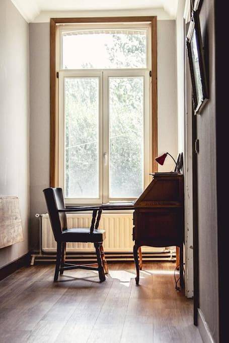 Location de vacances pour 14 personnes, avec jacuzzi et piscine ainsi que sauna et jardin, animaux acceptés à Flobecq - 3