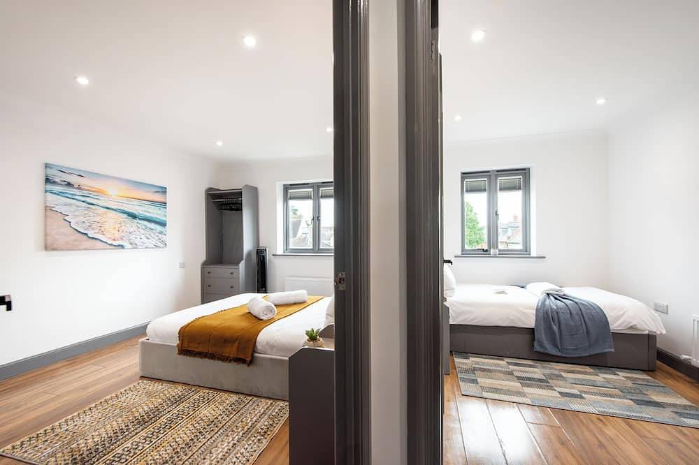 Cosy & Stylish 3 Bedroom House, 2 Free Parking, Free Wifi, 5 min to Station in Colchester, Essex